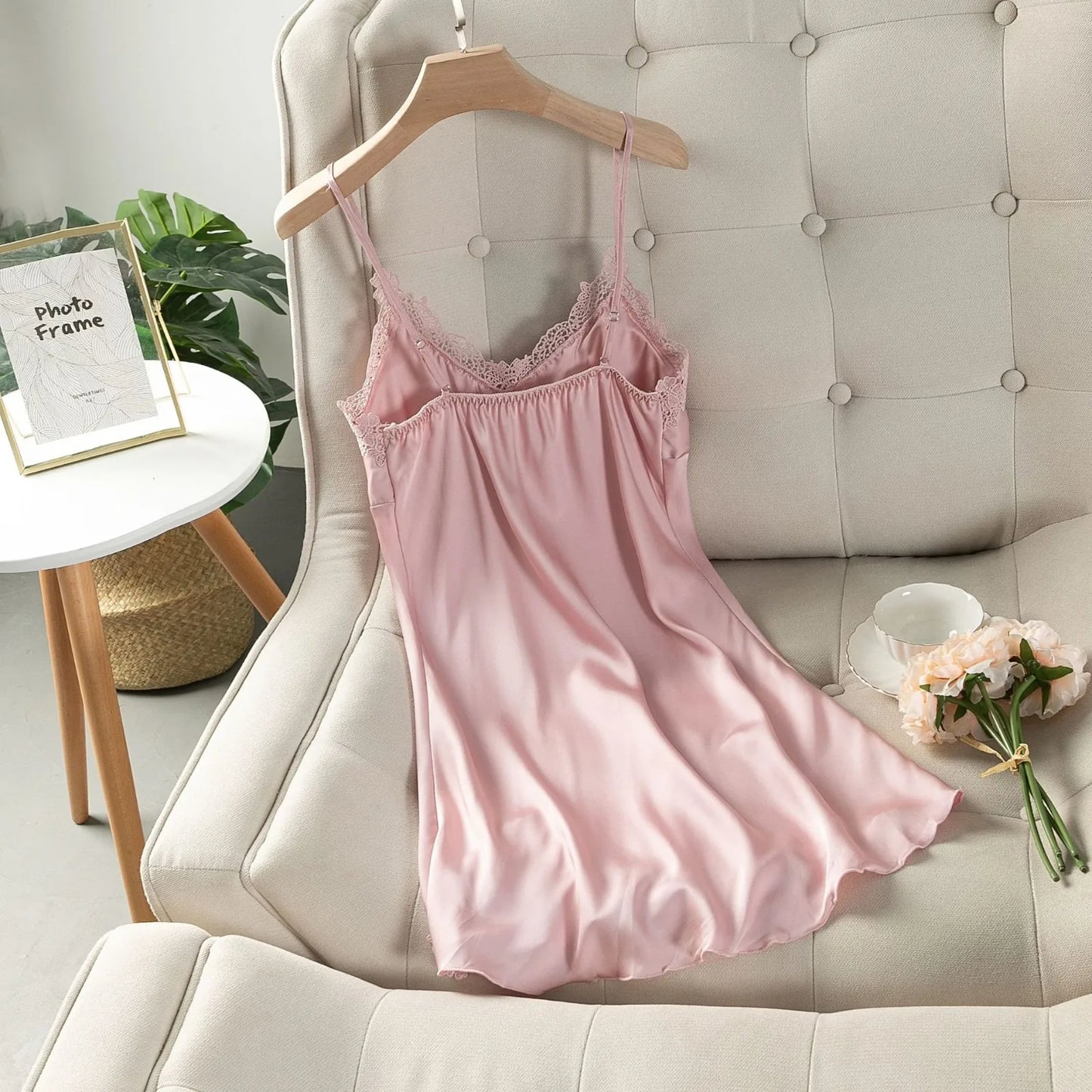 Summer New Satin Nightgown Lace Patchwork Sleepwear Women Spaghetti Strap Nightdress Intimate Lingerie Sexy Bathrobe Nightwear