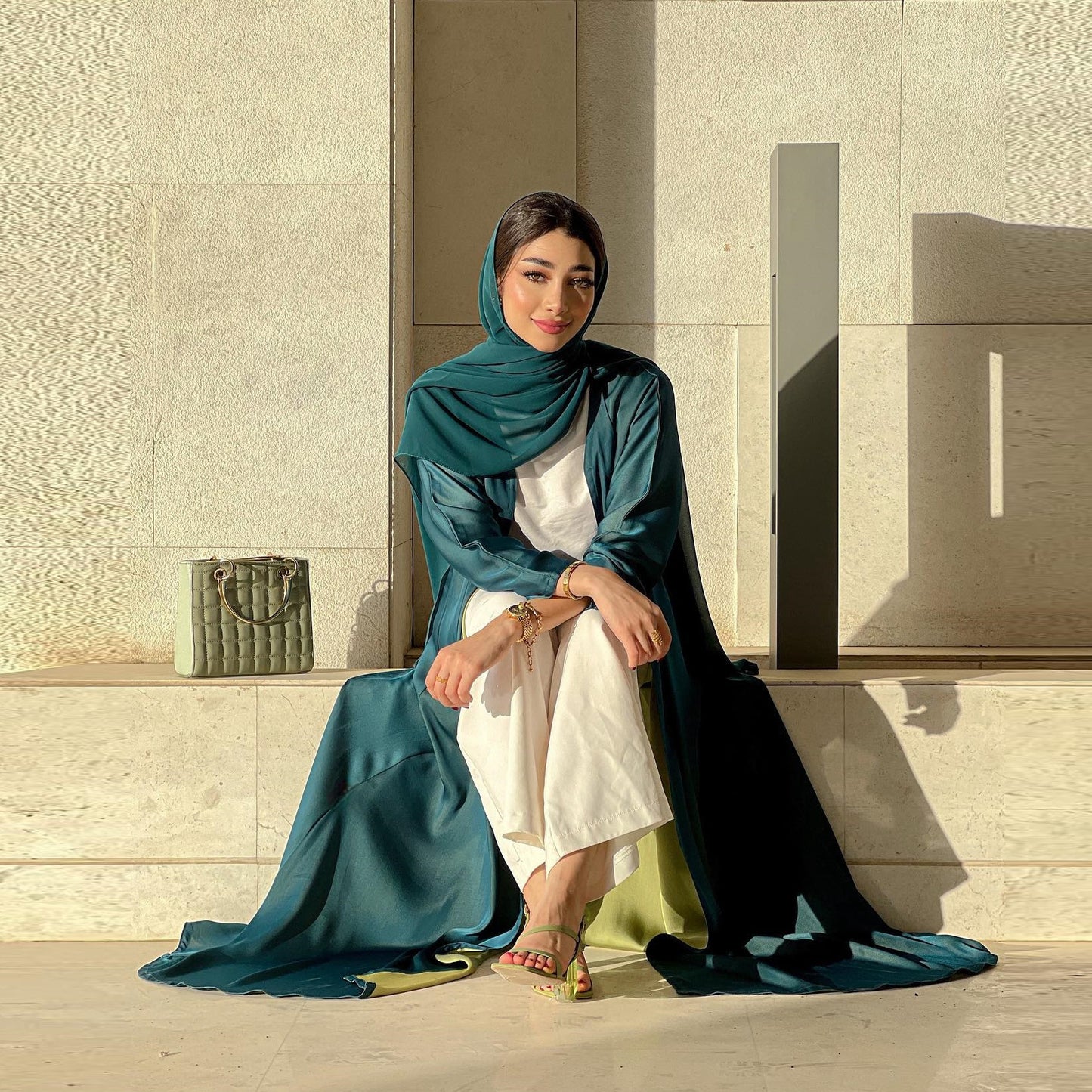 MQ080 Independent Station Middle East Abaya Colorblock Jacket Dubai Arabian Chiffon Dress Solid Color Robe