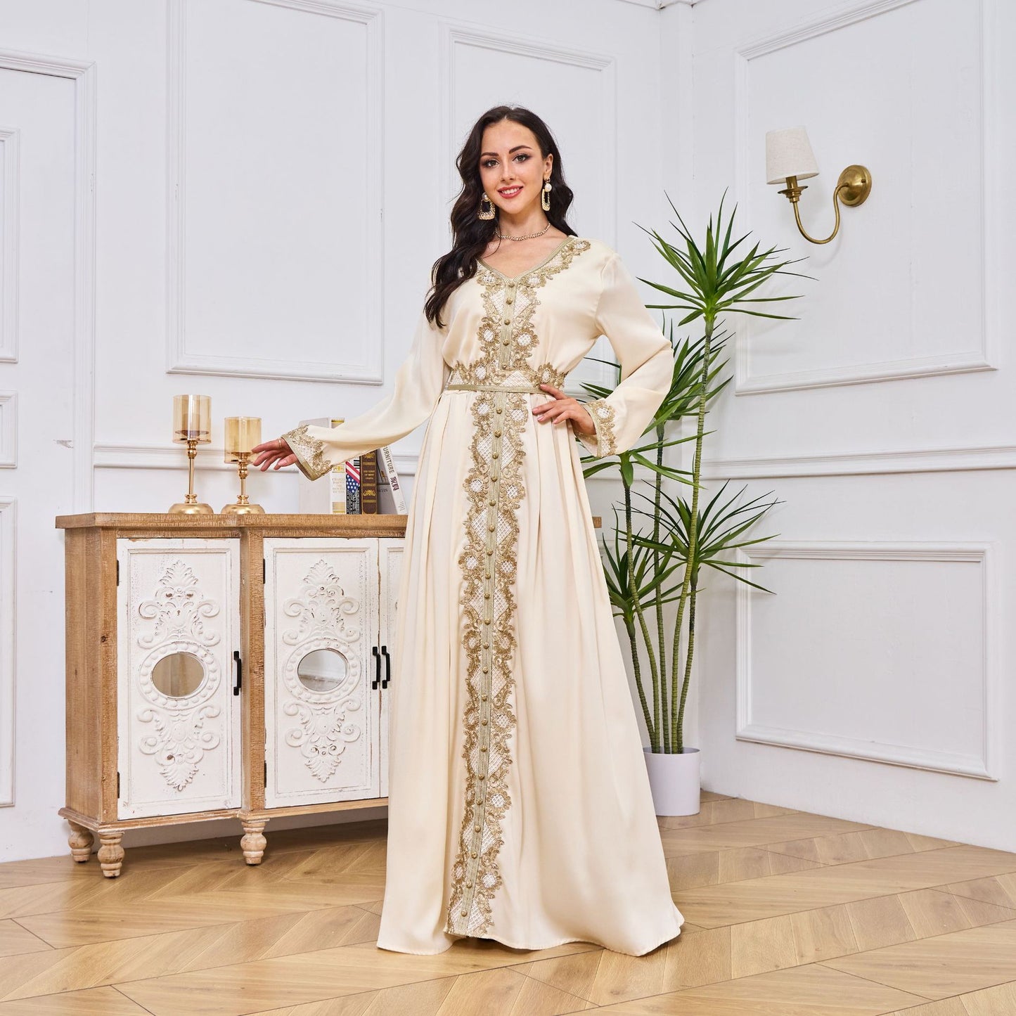 MT054 Middle East Women Cross-border Trade Muslim Robe Women's Dress Hot Embroidery Temperament Dress Abaya