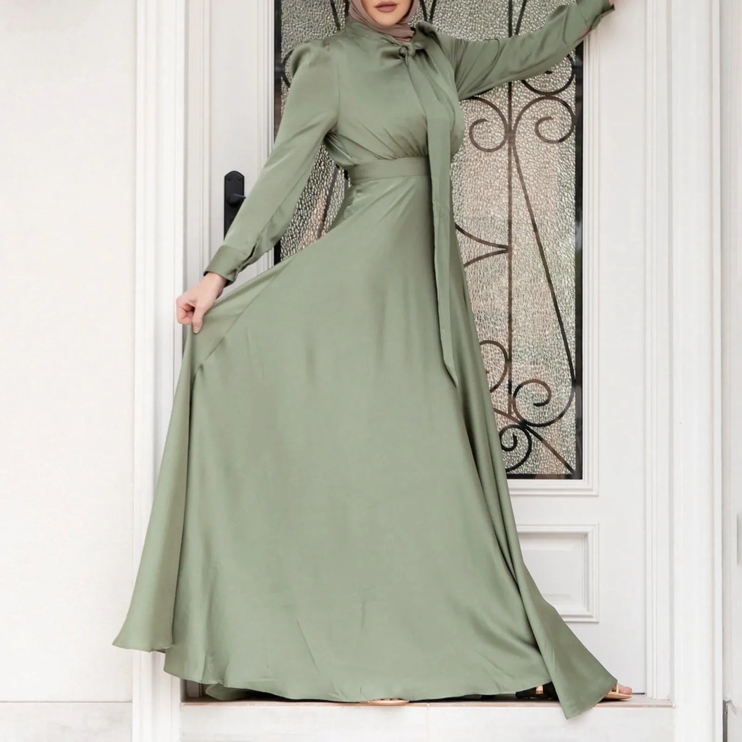 Women's Elegant Temperament Muslim Satin Dress Soft And Stylish Solid Color Long Evening Dress Loose Lace-up Dubai Dress