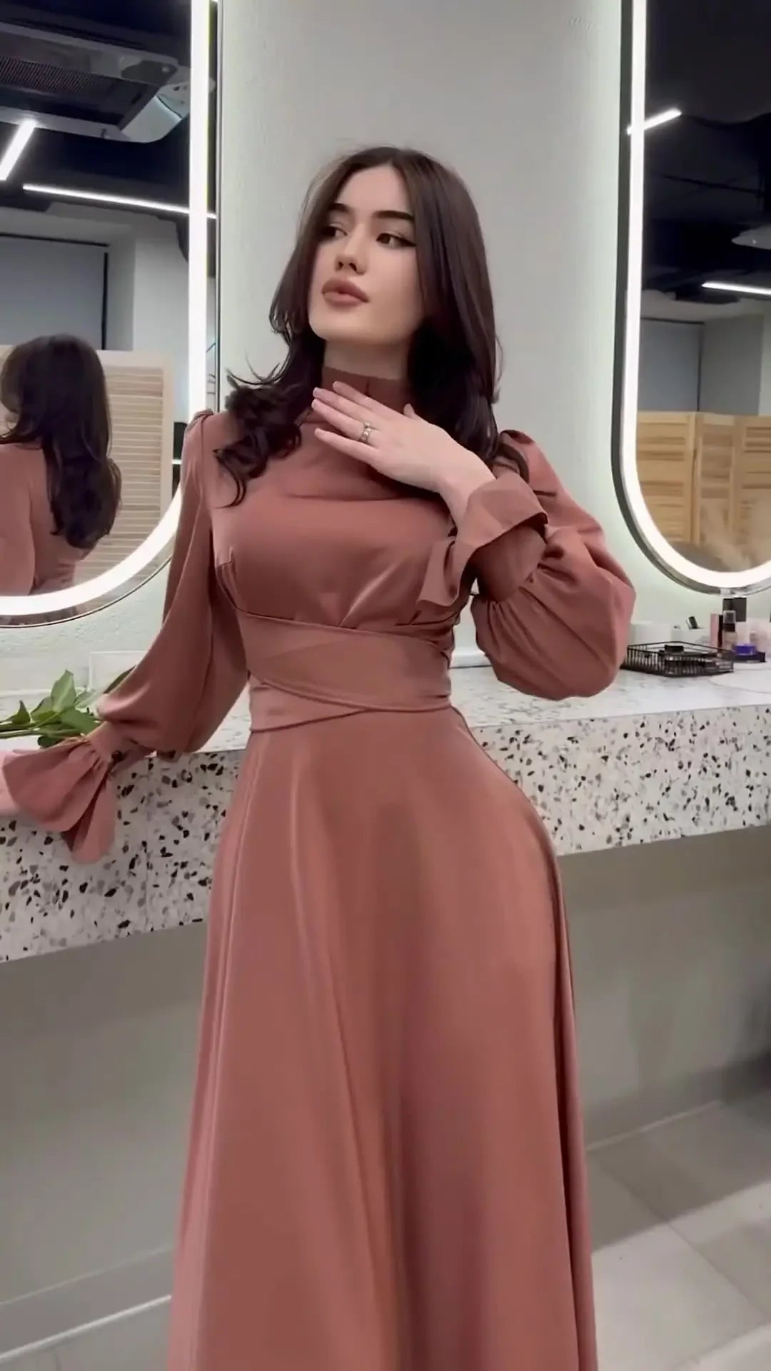 Elegant Temperament Dubai Abayas Satin Long Sleeves Dress for Women Casual Spring Muslim Dress Robe Femme Slim Evening Dresses